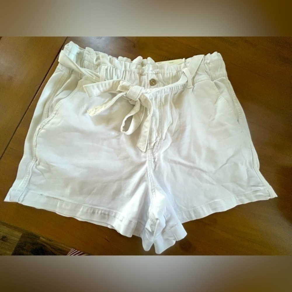 NWT AE Mom Tie-Waist Shorts